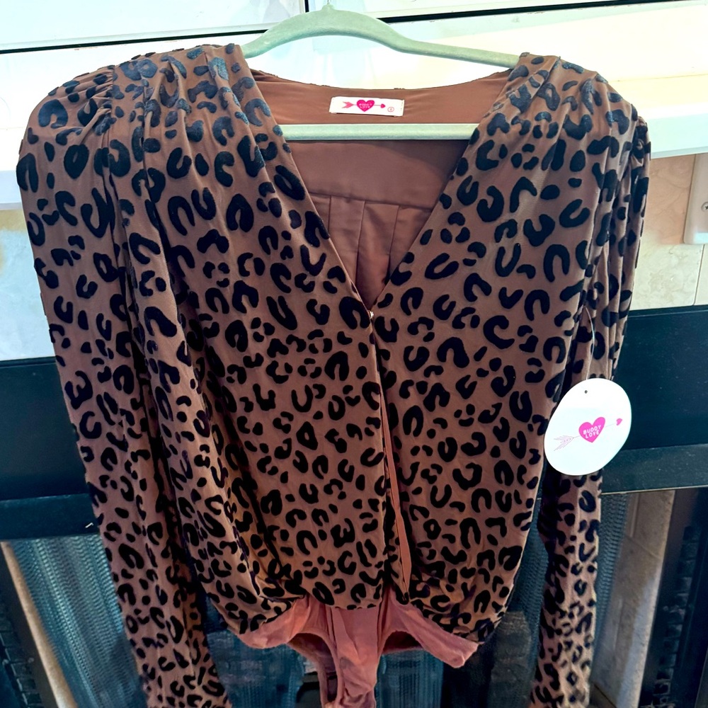 Buddy Love like new body suit size small